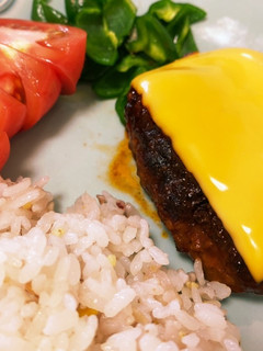 基本のふっくらハンバーグ-レシピのメイン写真