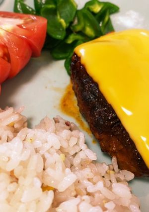 基本のふっくらハンバーグ-レシピのメイン写真