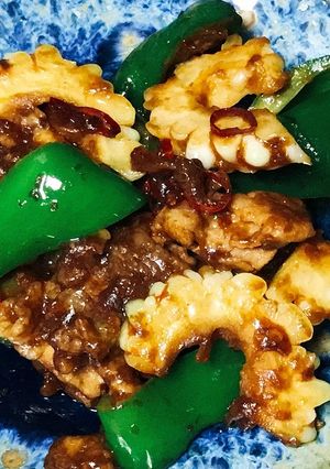 ゴーヤと豚肉の胡麻味噌ピリ辛炒め-レシピのメイン写真