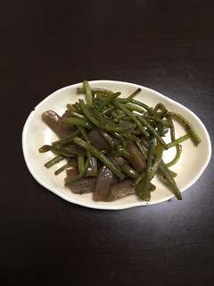 芋づるとこんにゃくの煮物-レシピのメイン写真