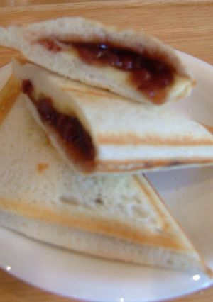 甘党バンザイ♪をぐらホットサンド-レシピのメイン写真