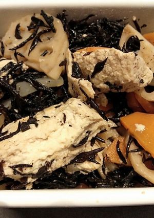 豆腐ゴロゴロひじきの煮物-レシピのメイン写真