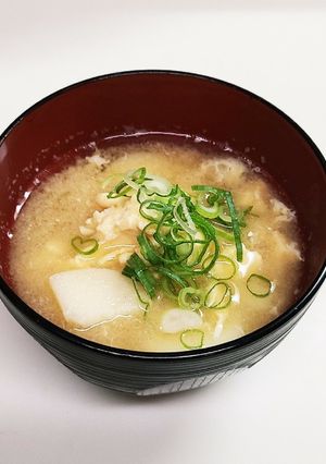 簡単！基本のじゃがいもと卵の味噌汁☆-レシピのメイン写真