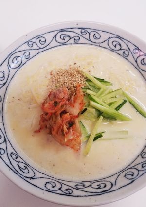 無調整豆乳でコングクス(韓国との冷素麺)-レシピのメイン写真