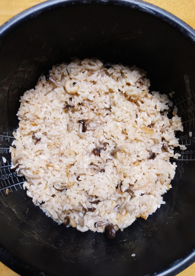 お吸いもの炊き込みご飯　簡単　炊飯器-レシピのメイン写真