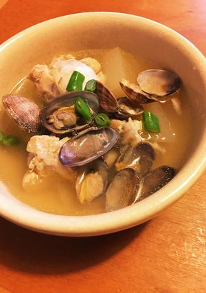 夏バテに！手羽元と冬瓜とアサリのスープ-レシピのメイン写真