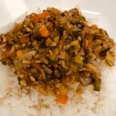 รูปของ 簡単!豚挽肉とみじん切り野菜の餡掛けご飯