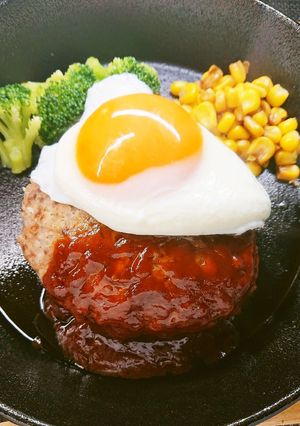 簡単！マヨネーズDE基本のハンバーグ♪-レシピのメイン写真