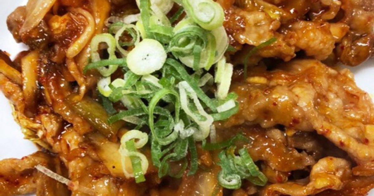 豚キムチ　取り置き 豚こま豆腐とニラのキムチ炒め【作り置き】 by 鈴木美鈴