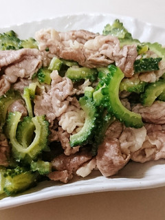 簡単!ゴーヤと豚肉の味噌炒め-レシピのメイン写真