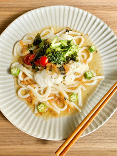 ~薬味とかつお梅のネバネバうどん~-レシピのメイン写真