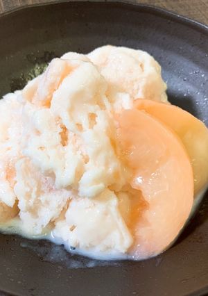 材料３つで簡単！桃のフローズンヨーグルト-レシピのメイン写真