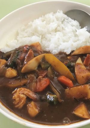 充実の具材かさ増しルー増しレトルトカレー-レシピのメイン写真