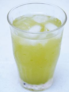 青汁スポーツドリンク-レシピのメイン写真