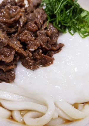 牛肉のしぐれ煮ととろろのぶっかけうどん-レシピのメイン写真