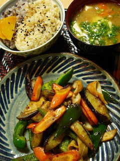 マクロビ☆板麩と野菜の簡単オリーブ炒め-レシピのメイン写真