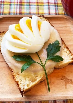 花柄の茹で卵トースト〜(๑╹◡╹)ノ"-レシピのメイン写真