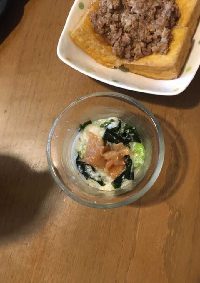 ネバネバ美味しい！とろろと梅の簡単小皿-レシピのメイン写真