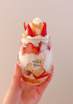 ひな祭誕生日/即席フルーツパフェケーキ-レシピのメイン写真