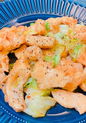 しっとり鶏胸肉とキャベツの炒め物-レシピのメイン写真
