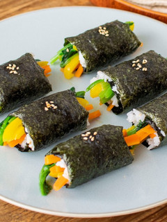 レンジで!塩こうじナムルのくるりん寿司☀-レシピのメイン写真