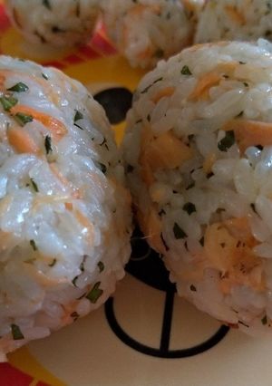 鮭と大葉のおにぎり-レシピのメイン写真