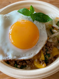 やさしい味わい五島の醤のガパオ丼-レシピのメイン写真