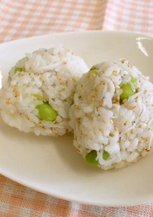 枝豆としらすのおむすび-レシピのメイン写真