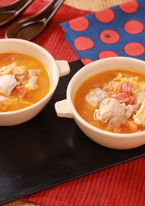 鶏肉とえのきのトマトチゲスープ-レシピのメイン写真