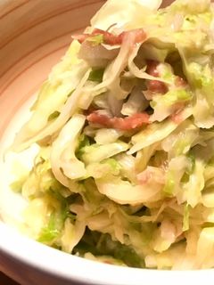 ダイエット♡うめ〜梅マヨキャベツサラダ-レシピのメイン写真