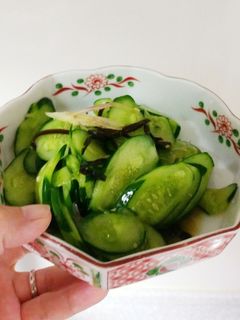 生姜香る 簡単きゅうりの浅漬け・みょうが-レシピのメイン写真