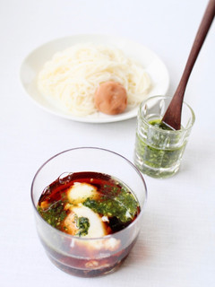 大葉ソースで【温玉大葉素麺】そうめん-レシピのメイン写真