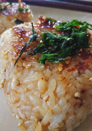 香ばしさが凄い！我が家の焼おにぎり♪-レシピのメイン写真