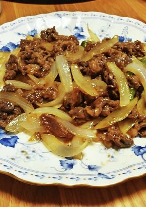 蠔油牛肉（牛バラのオイスターソース炒め）-レシピのメイン写真