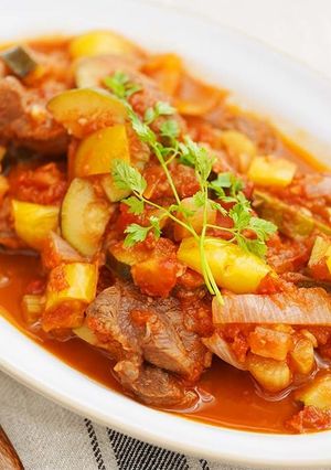 牛肉と夏野菜のトマト煮(電気圧力鍋)-レシピのメイン写真