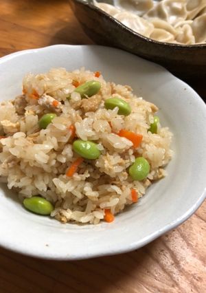 焼肉のタレと鳥ミンチの炊飯器で簡単おこわ-レシピのメイン写真