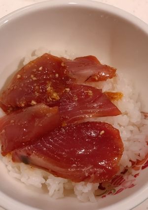 ごま卵しょう油に漬けた、カツオの漬け丼-レシピのメイン写真