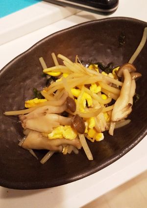 大豆もやし、しめじ、卵でナンプラー炒め-レシピのメイン写真