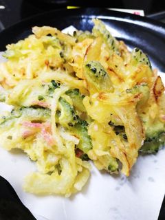 ゴーヤと玉ねぎ紅生姜かき揚げ-レシピのメイン写真