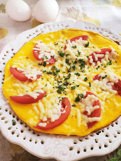 簡単♪トマトのオープンチーズオムレツ-レシピのメイン写真