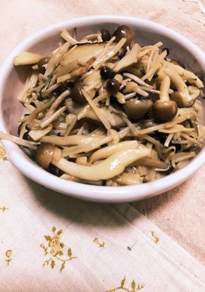 オリーブオイルのミックスきのこ炒め-レシピのメイン写真