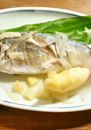 鰺のマース煮(塩煮) 発酵玉葱 青唐辛子-レシピのメイン写真