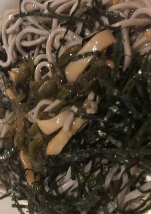 糖質オフ★夏バテに!冷やしイカめかぶ蕎麦-レシピのメイン写真