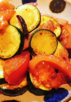 【簡単】夏野菜とベーコンのペペロン炒め-レシピのメイン写真