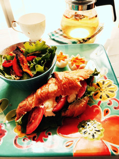 カプレーゼクロワッサンサンドイッチ-レシピのメイン写真
