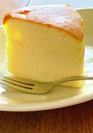 しっとりフワシュワ！スフレチーズケーキ-レシピのメイン写真