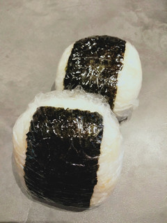 ベーコンおかかチーズおにぎり-レシピのメイン写真