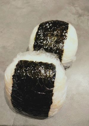 ベーコンおかかチーズおにぎり-レシピのメイン写真