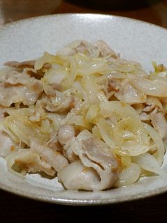 豚バラ肉と玉ねぎの梅肉ソース炒め-レシピのメイン写真