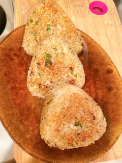 超簡単!おとな豪華味の焼きおにぎり!-レシピのメイン写真